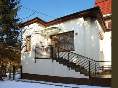 RaDent Stomatologia - Królowej Korony Polskiej 9